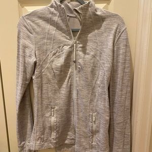 Grey and white Lululemon On the Move slim fit size 8